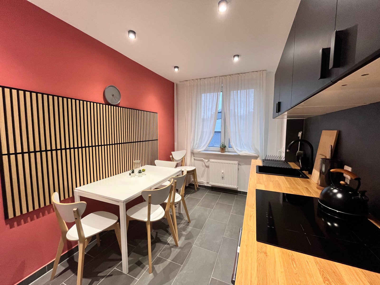 3-Zimmer Bergkristall Küche 1